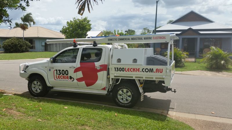 1300Leckie Ute